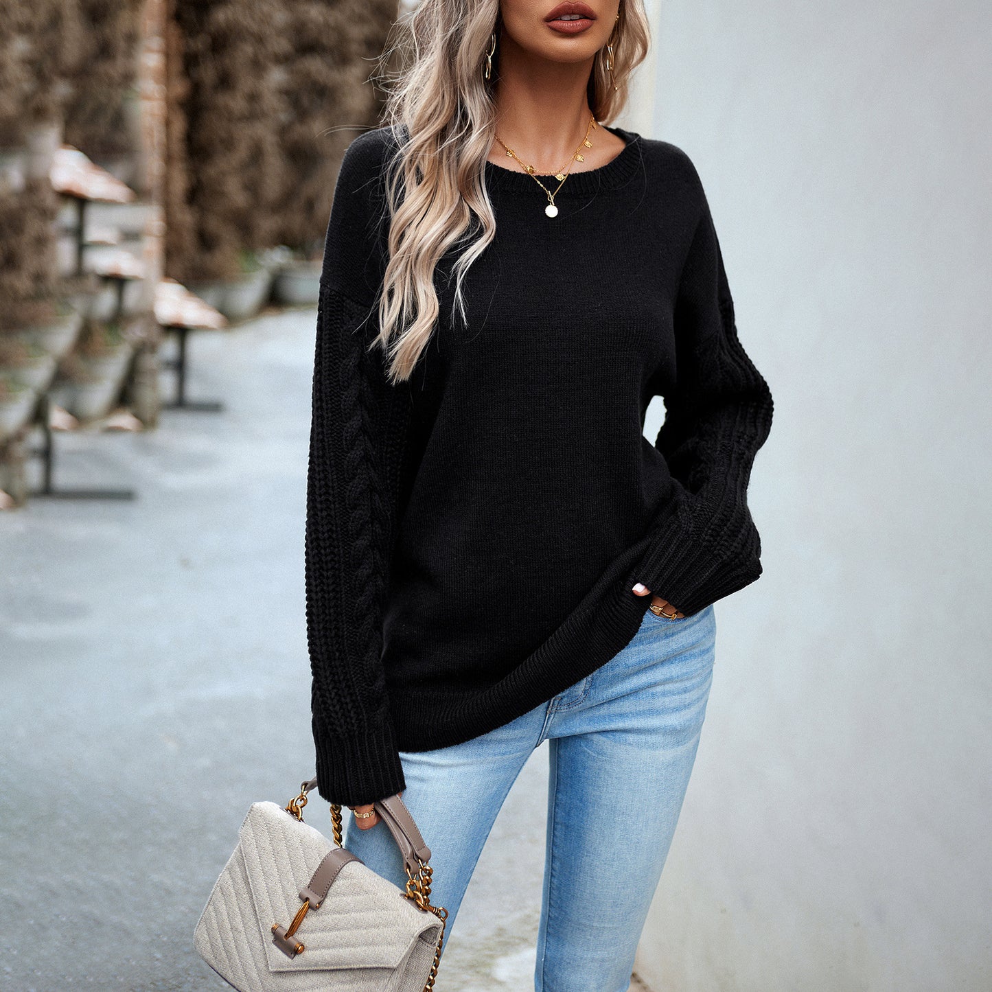 Women's Simple Fashion Round Neck Sweater